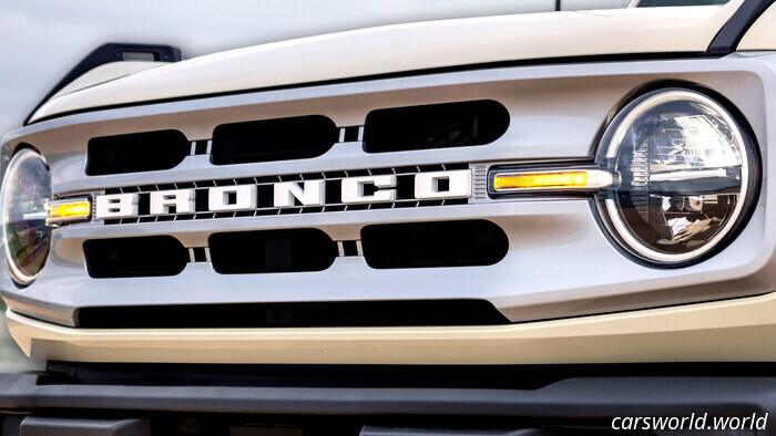 Concesionario Ford Le Vendió El Auto Equivocado, Exige Que Pague La Diferencia Semanas Después / Carscoops